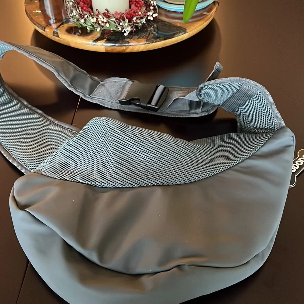 Dog carrier size M